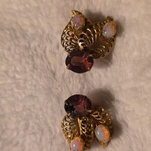 Vintage goldtone,iridescent pink opal and amethyst purple stone clip Earrings
